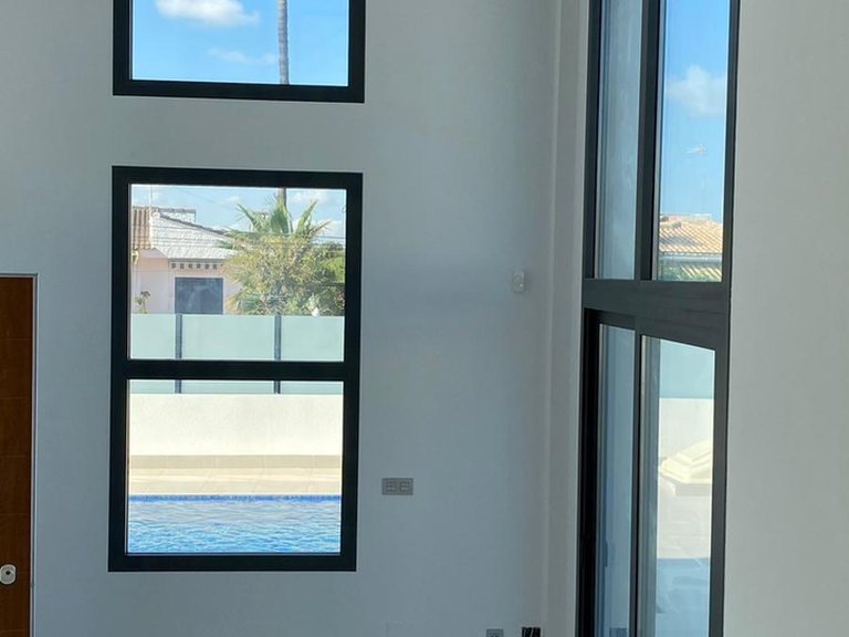 Villa for Sale in Costa Blanca Torrevieja, Alicante 46