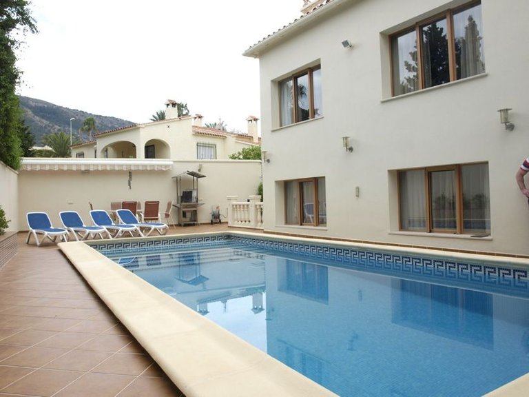 Villa for Sale in Albir Alfaz Del Pi, Alicante 2