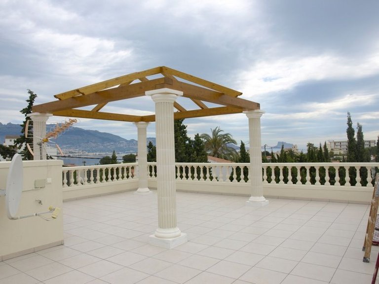 Villa for Sale in Albir Alfaz Del Pi, Alicante 23