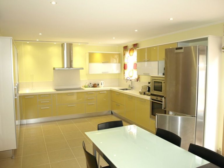 Villa for Sale in Albir Alfaz Del Pi, Alicante 25