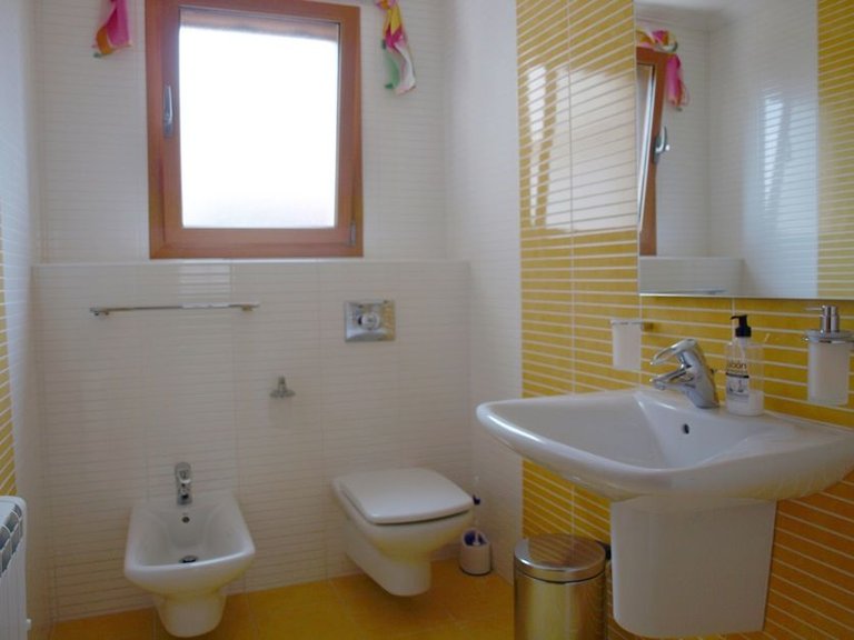 Villa for Sale in Albir Alfaz Del Pi, Alicante 5