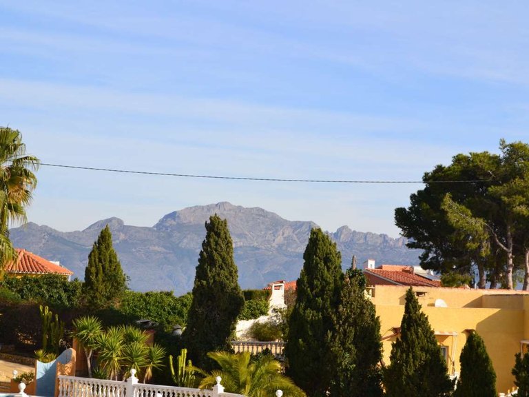 Villa for Sale in La nucia La Nucía, Alicante 5
