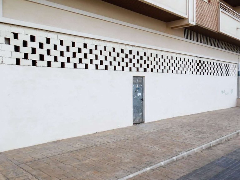 Commercial for Sale in Alfaz del Pi Alfaz Del Pi, Alicante 1