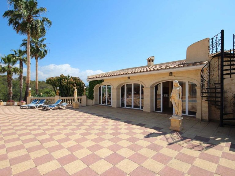 Villa for Sale in Alfaz del Pi Alfaz Del Pi, Alicante 4