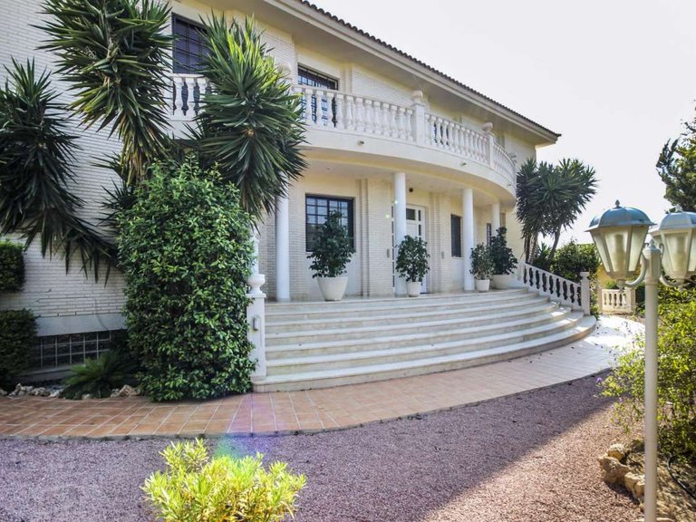 Villa for Sale in Benidorm Benidorm, Alicante 5