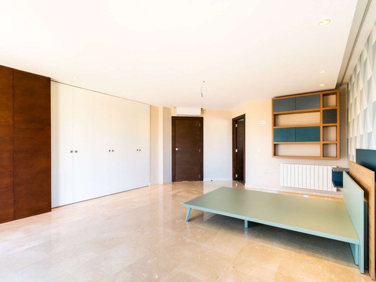 Villa for Sale in Alfaz del Pi Alfaz Del Pi, Alicante 28