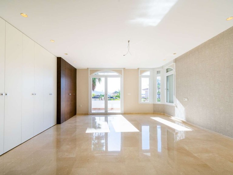 Villa for Sale in Alfaz del Pi Alfaz Del Pi, Alicante 32