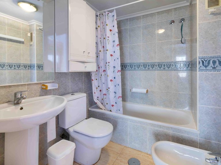 Apartment for Sale in Albir Alfaz Del Pi, Alicante 16