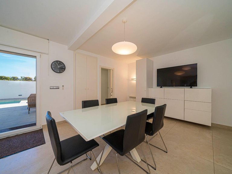 Villa for Sale in Albir Alfaz Del Pi, Alicante 13