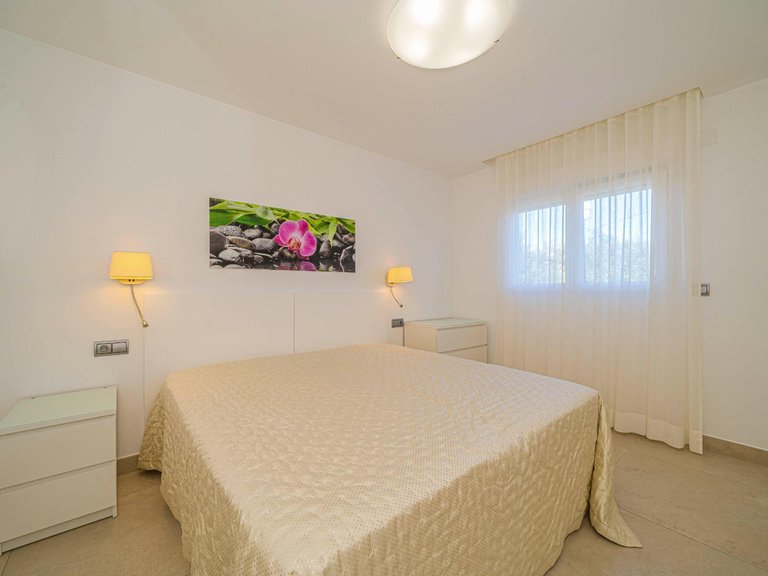 Villa for Sale in Albir Alfaz Del Pi, Alicante 20