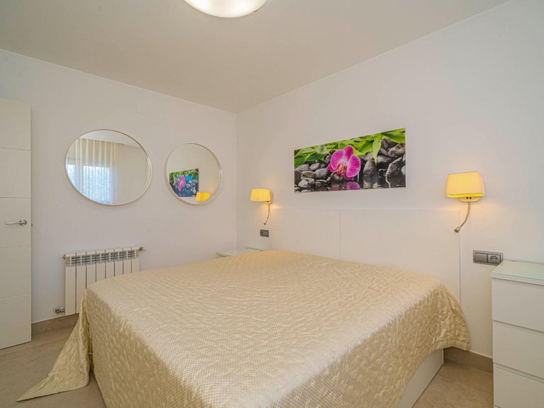 Villa for Sale in Albir Alfaz Del Pi, Alicante 21