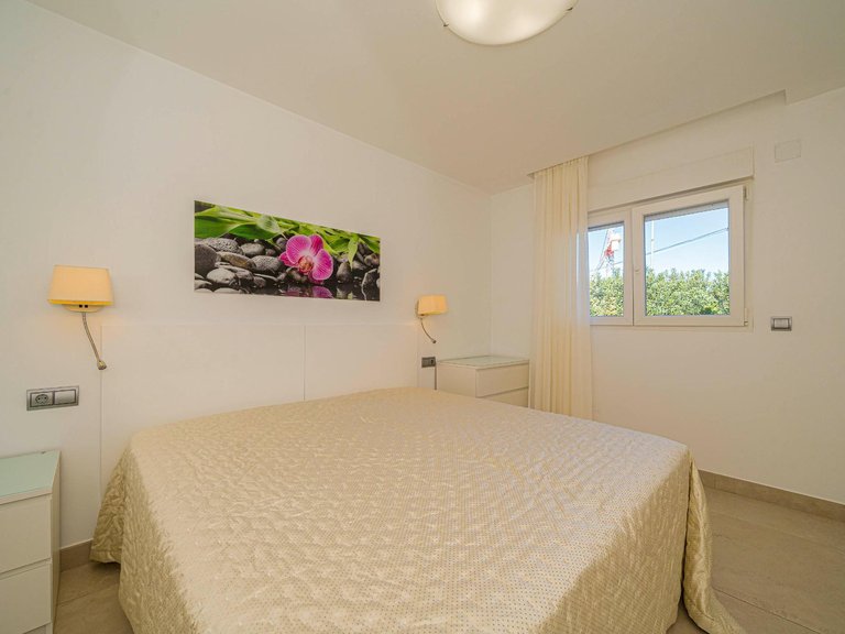 Villa for Sale in Albir Alfaz Del Pi, Alicante 23