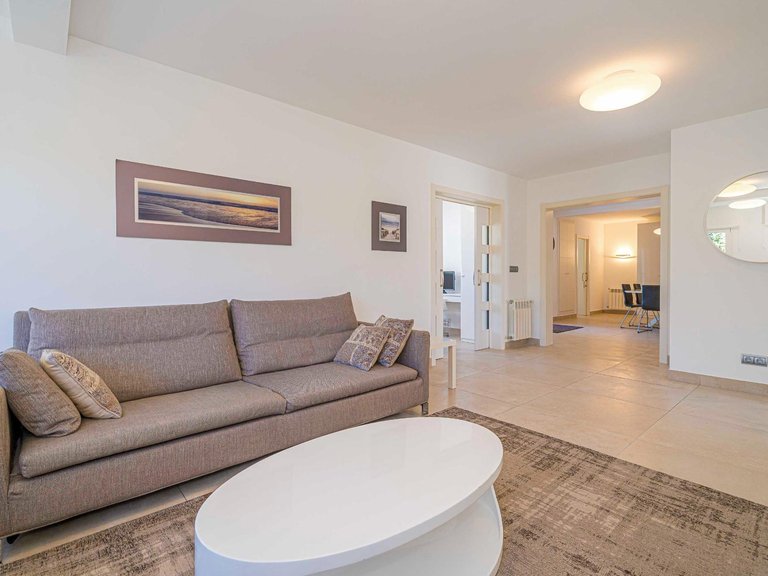 Villa for Sale in Albir Alfaz Del Pi, Alicante 26