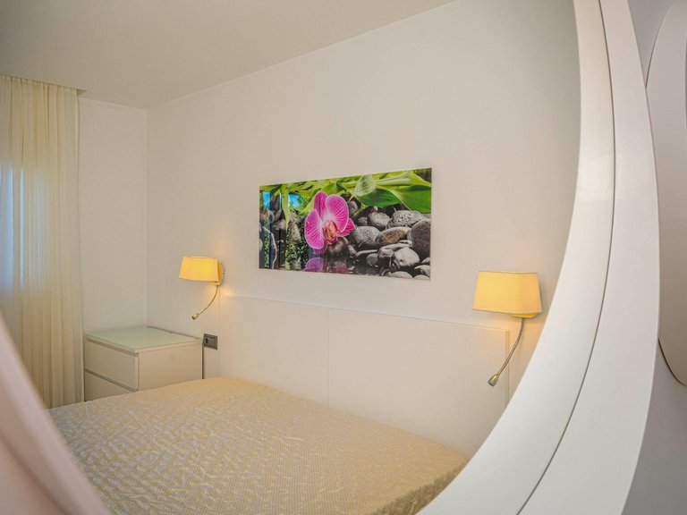 Villa for Sale in Albir Alfaz Del Pi, Alicante 30