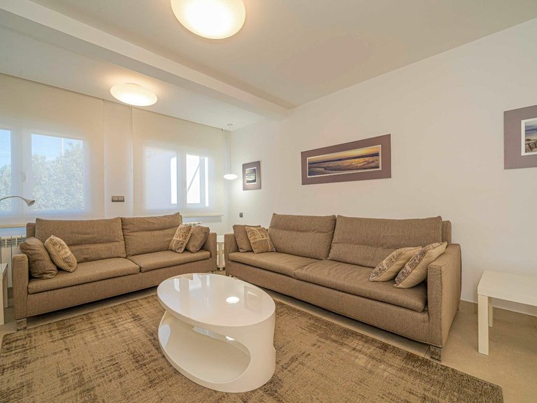 Villa for Sale in Albir Alfaz Del Pi, Alicante 39