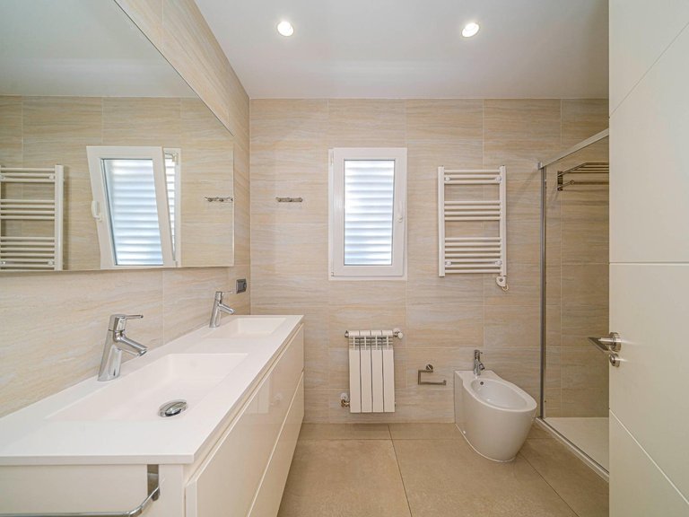 Villa for Sale in Albir Alfaz Del Pi, Alicante 43