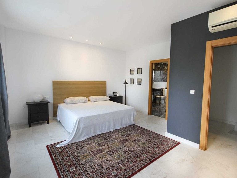 Villa for Sale in Albir Alfaz Del Pi, Alicante 10