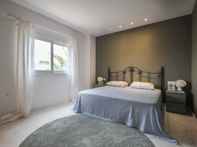 Villa for Sale in Albir Alfaz Del Pi, Alicante 16