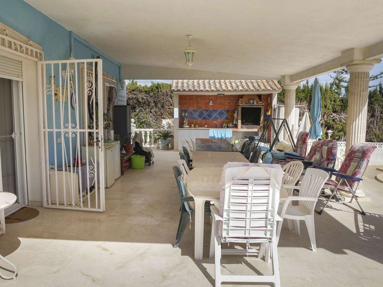 Villa for Sale in Alfaz del Pi Alfaz Del Pi, Alicante 3