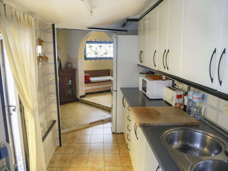 Villa for Sale in Albir Alfaz Del Pi, Alicante 11