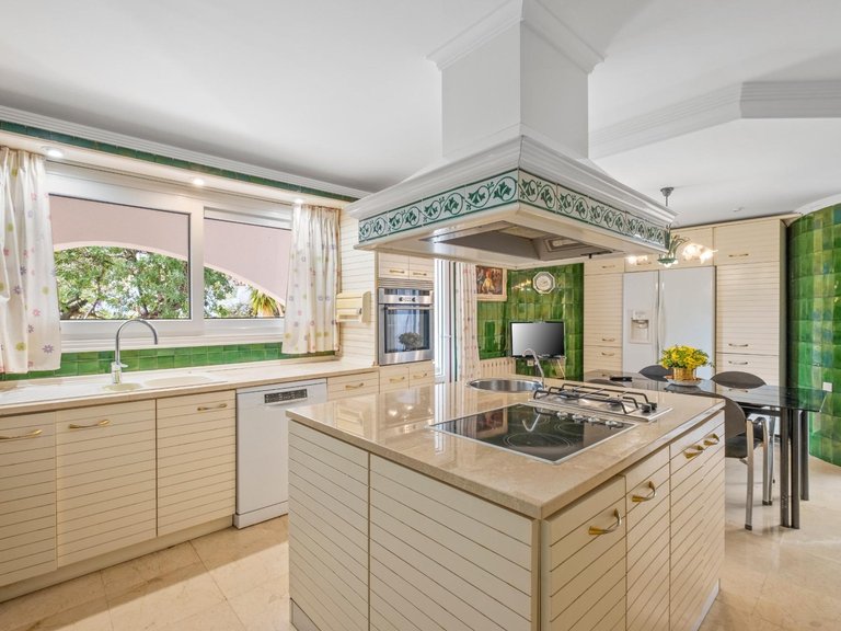 Villa for Sale in Altea Altea, Alicante 18