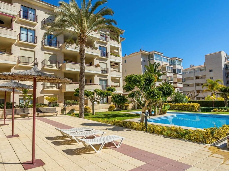 Apartment for Sale in Albir Alfaz Del Pi, Alicante 1