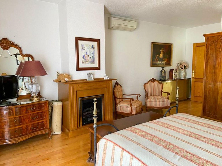 Villa for Sale in Benidorm Benidorm, Alicante 18