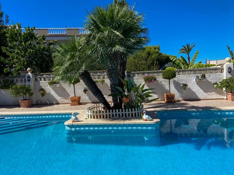 Villa for Sale in Benidorm Benidorm, Alicante 45