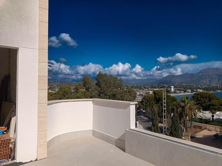 Villa for Sale in Albir Alfaz Del Pi, Alicante 2