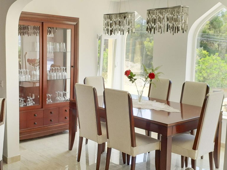 Villa for Sale in Albir Alfaz Del Pi, Alicante 5