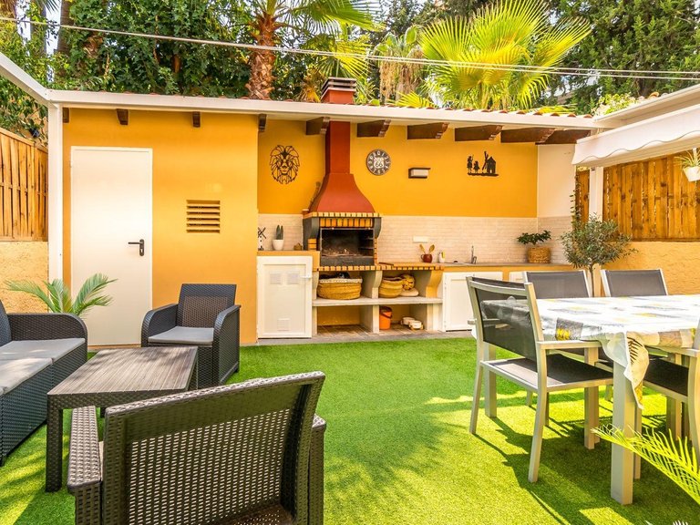 Apartment for Sale in Albir Alfaz Del Pi, Alicante 1