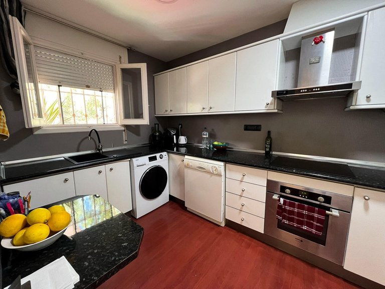 Villa for Sale in Albir Alfaz Del Pi, Alicante 11