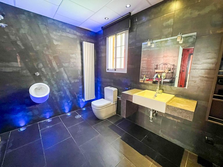 Villa for Sale in Albir Alfaz Del Pi, Alicante 21