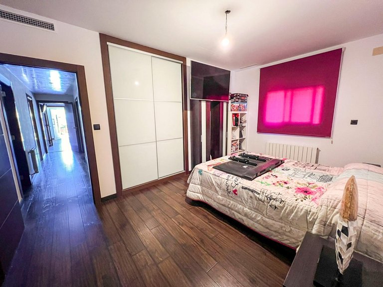 Villa for Sale in Albir Alfaz Del Pi, Alicante 34