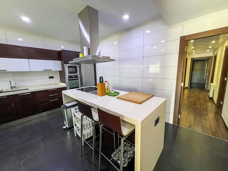 Villa for Sale in Albir Alfaz Del Pi, Alicante 37