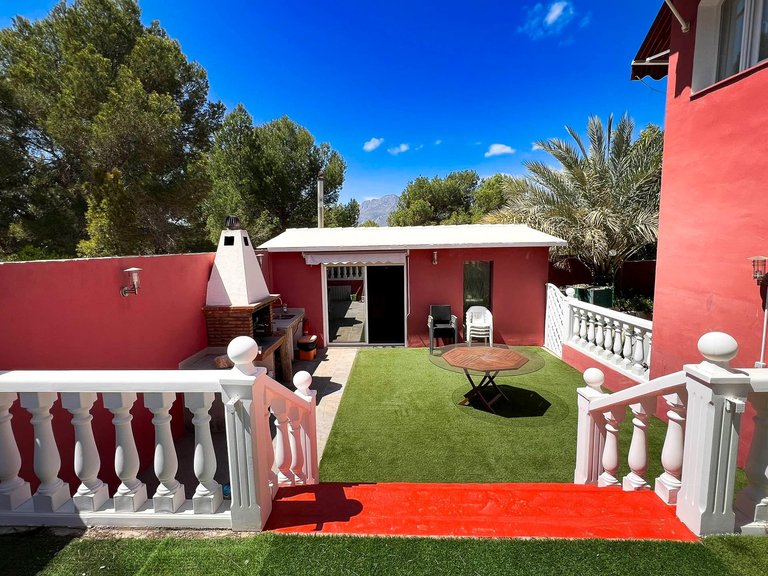 Villa for Sale in Albir Alfaz Del Pi, Alicante 5