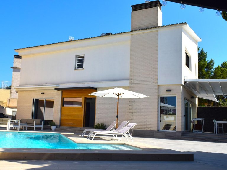 Town House for Sale in Alfaz del Pi Alfaz Del Pi, Alicante 1