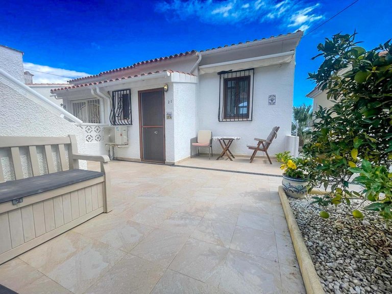 Villa for Sale in La nucia La Nucía, Alicante 3