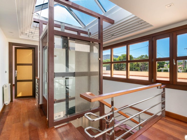 Villa for Sale in Albir Alfaz Del Pi, Alicante 19