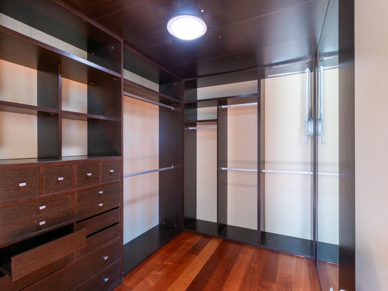 Villa for Sale in Albir Alfaz Del Pi, Alicante 30