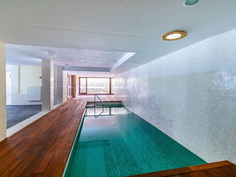 Villa for Sale in Albir Alfaz Del Pi, Alicante 39