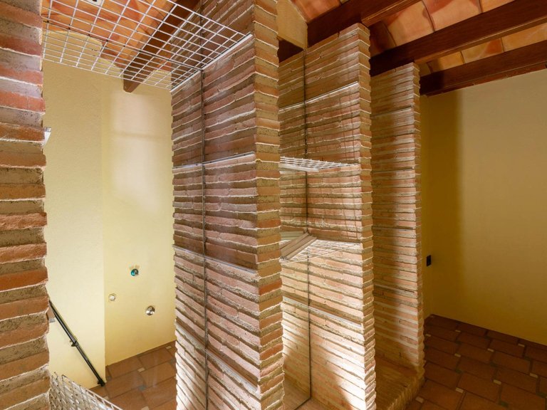 Villa for Sale in Albir Alfaz Del Pi, Alicante 44