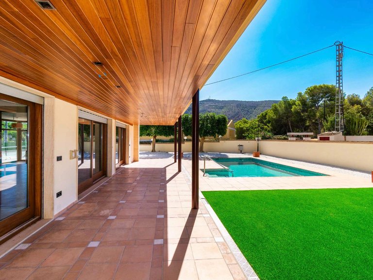 Villa for Sale in Albir Alfaz Del Pi, Alicante 6
