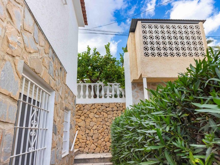 Villa for Sale in Alfaz del Pi Alfaz Del Pi, Alicante 47