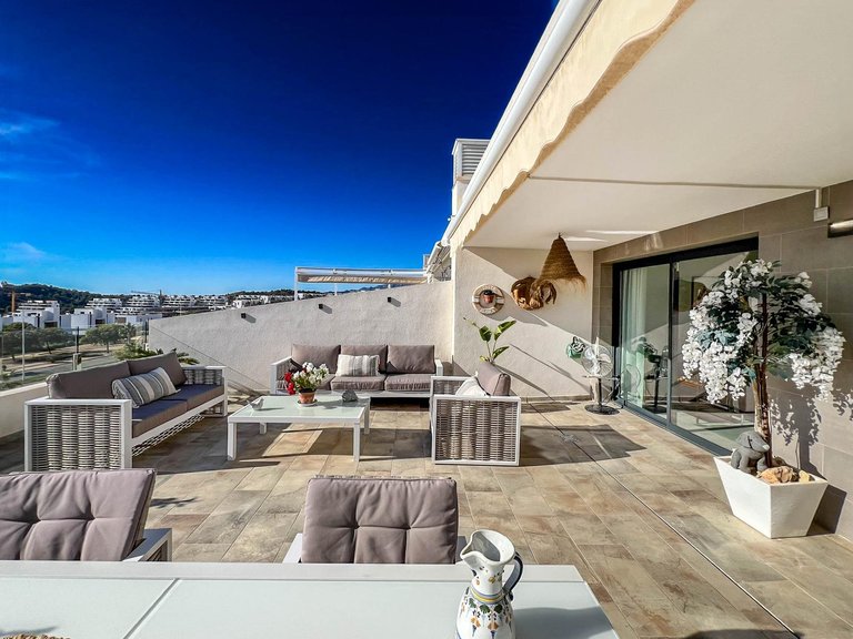 Penthouse for Sale in Finestrat Finestrat, Alicante 3