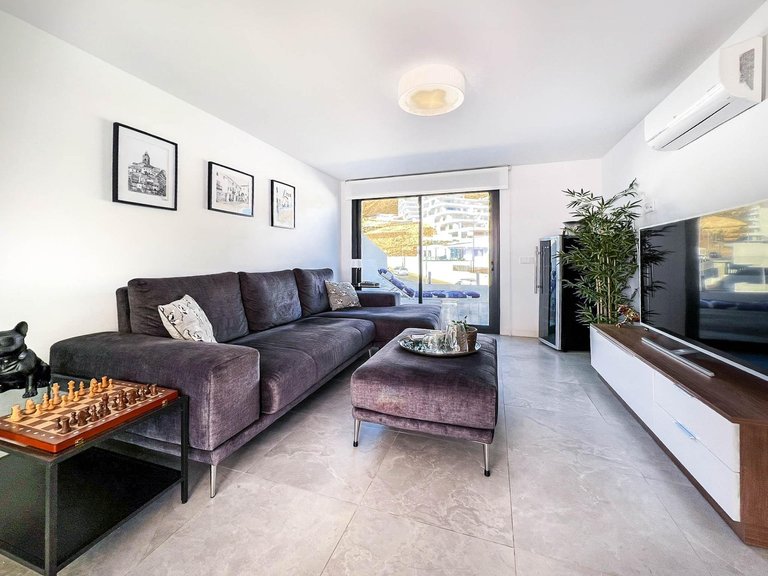 Penthouse for Sale in Finestrat Finestrat, Alicante 46