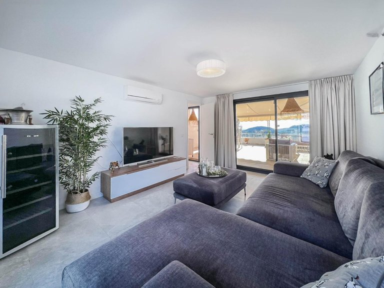 Penthouse for Sale in Finestrat Finestrat, Alicante 48