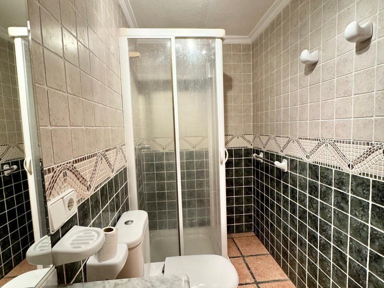 Villa for Sale in Alfaz del Pi Alfaz Del Pi, Alicante 46