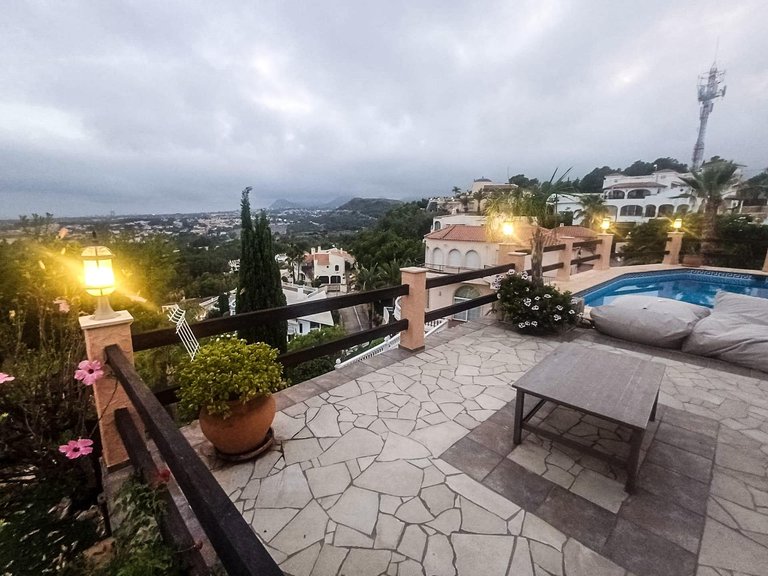 Villa for Sale in Alfaz del Pi Alfaz Del Pi, Alicante 28