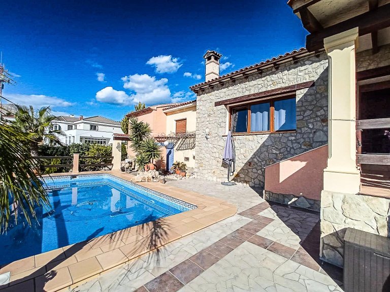 Villa for Sale in Alfaz del Pi Alfaz Del Pi, Alicante 3